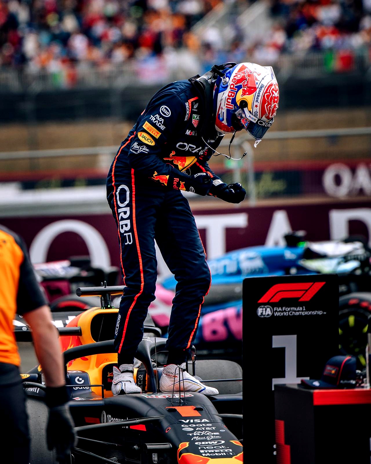 关于红牛二队翻盘哈斯车队,塞恩斯关键制胜的信息 关于红牛二队翻盘哈斯车队,塞恩斯关键制胜的信息