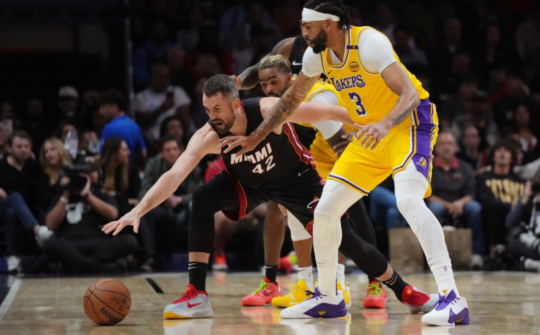 关于热火完胜湖人，王哲林点燃赛场的信息