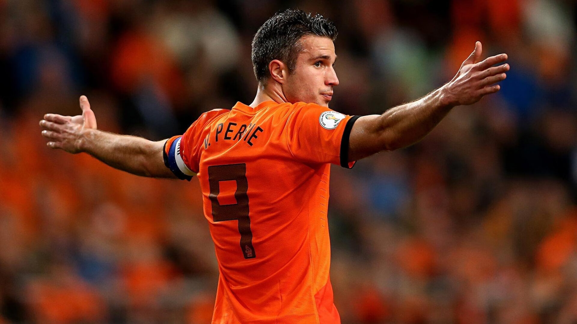 红牛二队惊天翻盘，维斯塔潘独舞迈凯伦主场